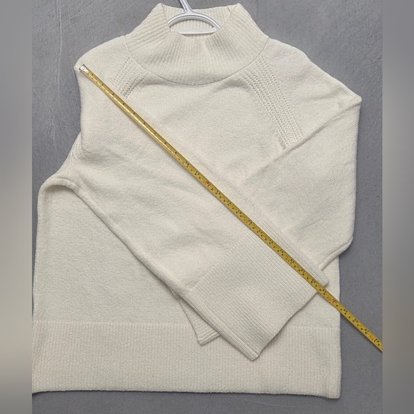 Banana Republic Sz L Oat Cream Mock Neck Boxy Sweater Wide Sleeve Cotton Blend - Picture 16 of 16